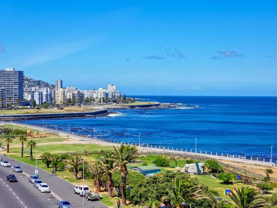 2 Bedroom Property for Sale in Mouille Point Western Cape